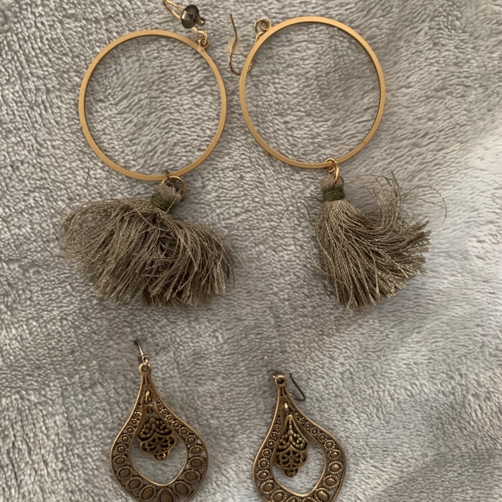 All earrings 10$ for ALL